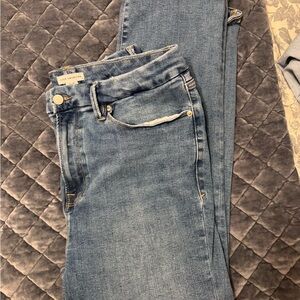 Good American Always Fits Skinny Jeans